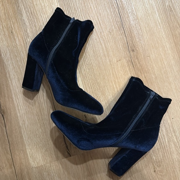 Madden Girl Velvet Boots - Picture 7 of 7